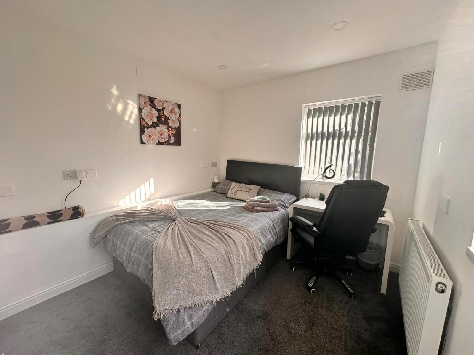Birmingham Blissful Apartment With 2 Bedrooms Extérieur photo